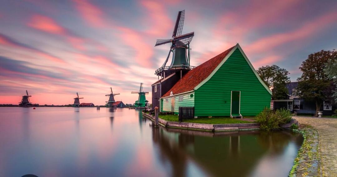 Huisje Britt Met Grote Tuin En Veel Privacy Dirkshorn Dış mekan fotoğraf