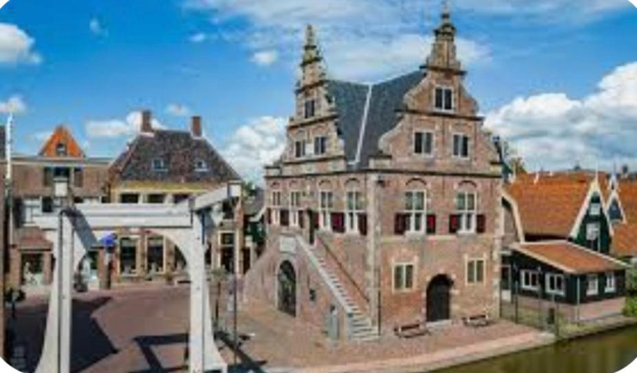 Huisje Britt Met Grote Tuin En Veel Privacy Dirkshorn Dış mekan fotoğraf